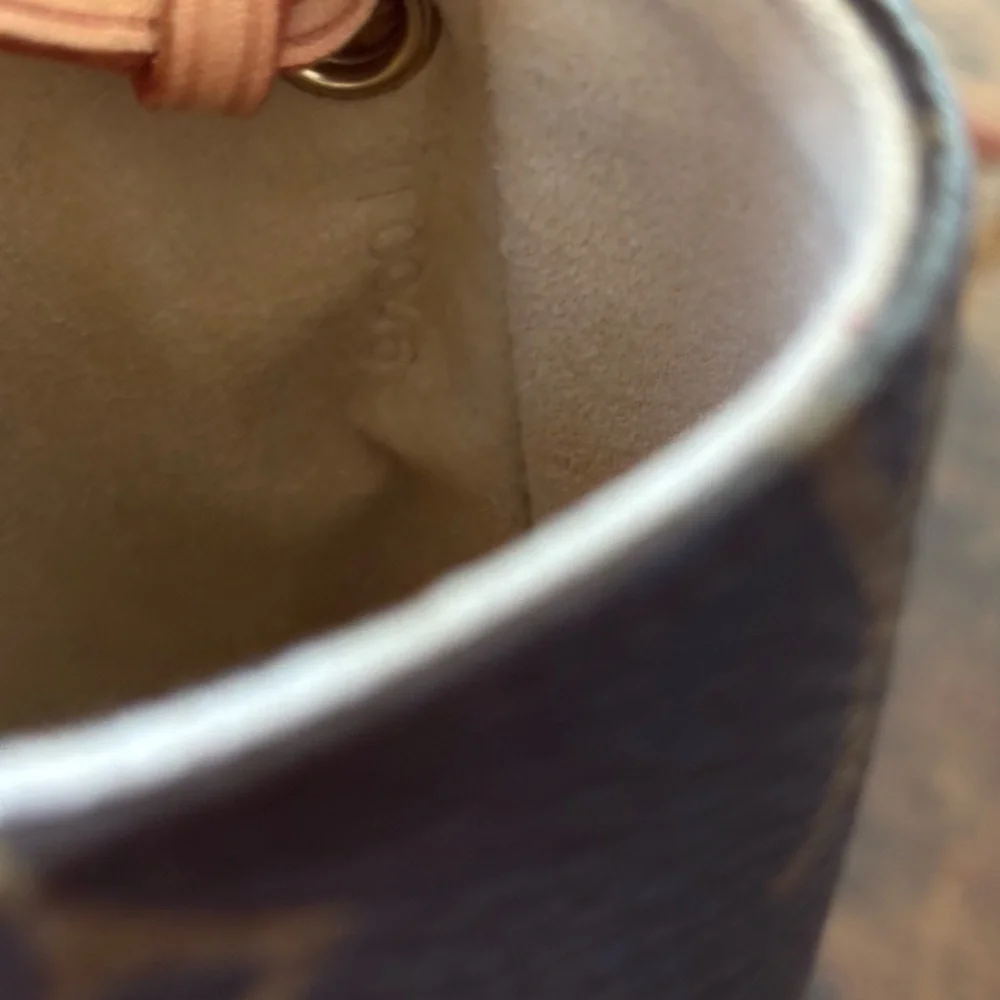 Authentic Louis Vuitton Monogram Mini Lin Pochette Cancun Crossbody Pouch - Picture 7 of 13